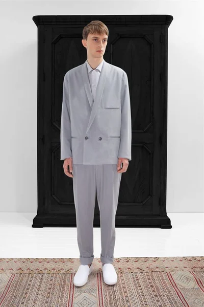 Look 25